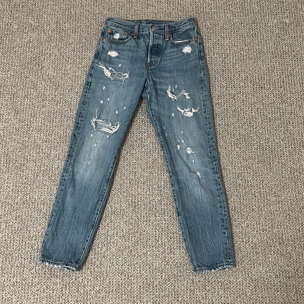 Vintage Levi’s jeans!💙